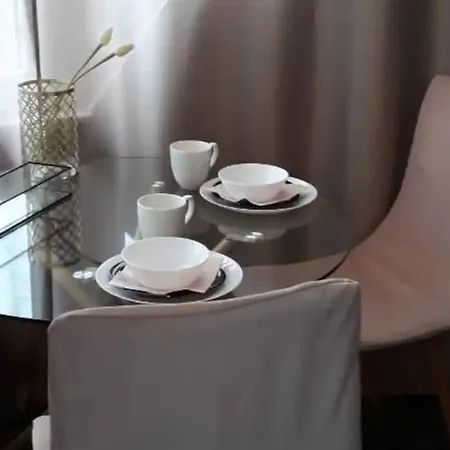 Central Apartment 5Min To Beach Varna Exterior photo