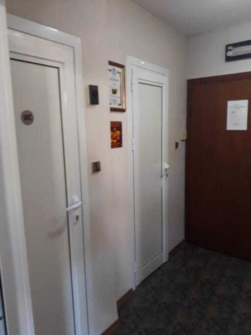 Apartment 5min To *