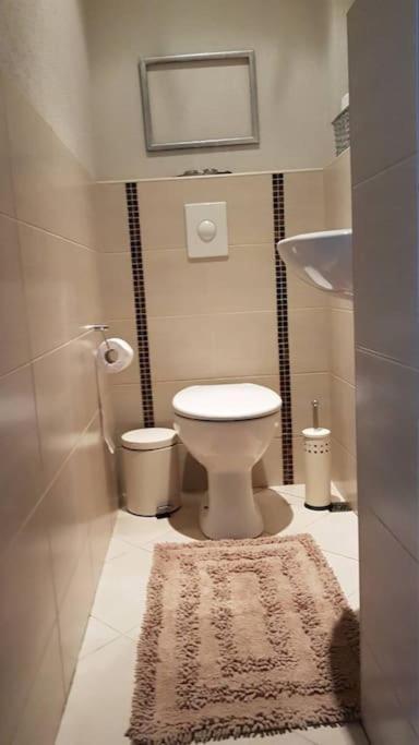 Apartment 5min To