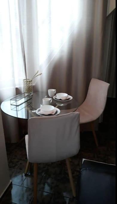 Apartment 5min To *
